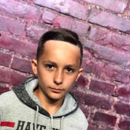 Конотенко Артем